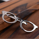 Delicate Charms Silver glasses tie clip